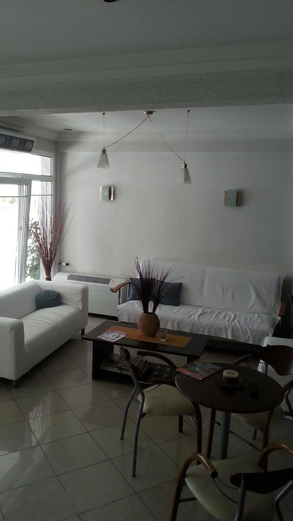 Hotel Akropol Paralía Екстериор снимка